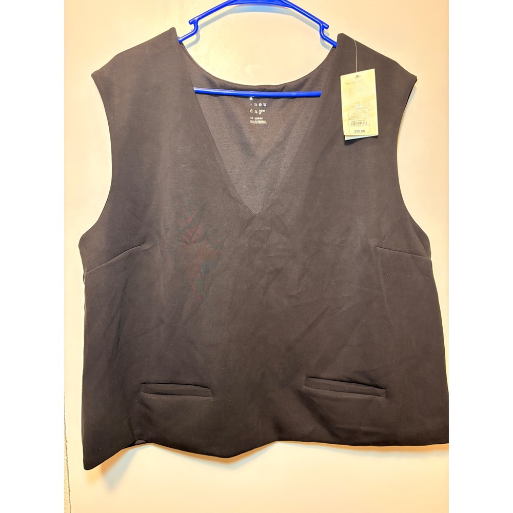 A New Day Womens Black V-Neck Vest Top XXL Sleeveless Cropped Tailored Shell‎